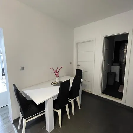 Primus Strbic Ploce (Dubrovnik-Neretva)