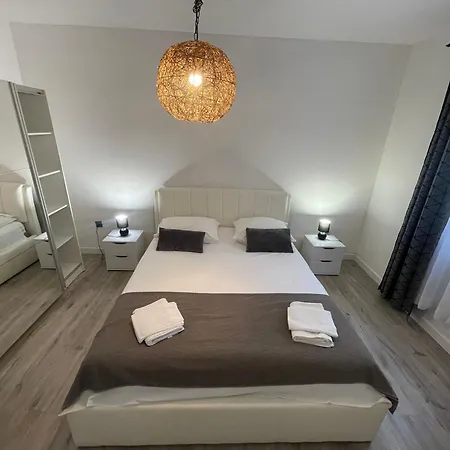 Primus Strbic * Ploce (Dubrovnik-Neretva)