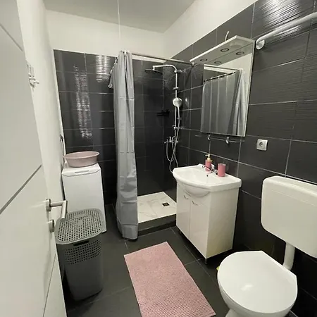 Apartment Primus Strbic *