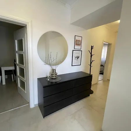Primus Strbic Apartment *