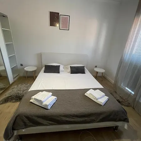 Primus Strbic Apartman Ploče