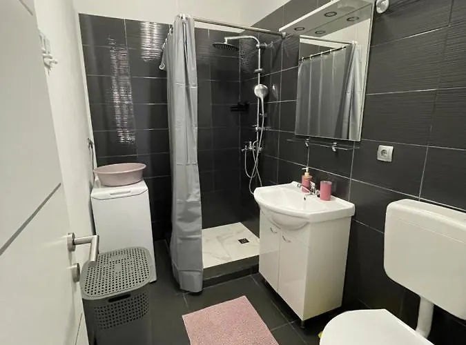 Apartman Primus Strbic *