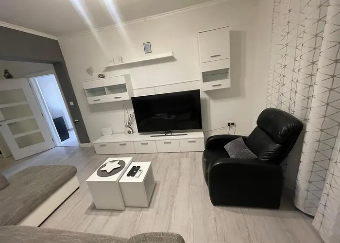 Primus Strbic Apartman *
