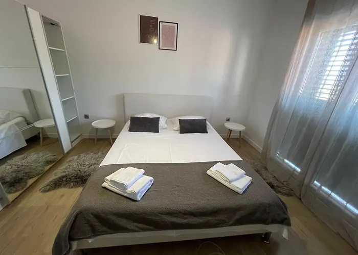 Primus Strbic Apartman Ploče